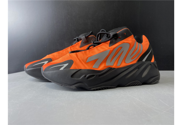 ad*s Y**zy boost 700 mnvn orange fv3258