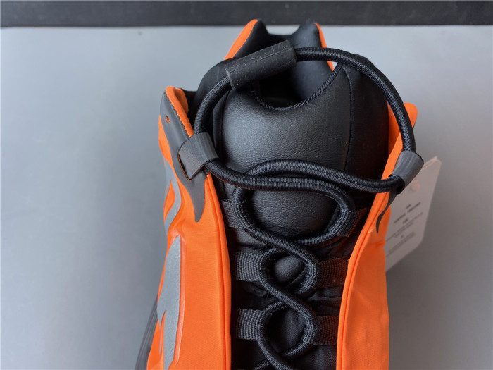 ad*s Y**zy boost 700 mnvn orange fv3258