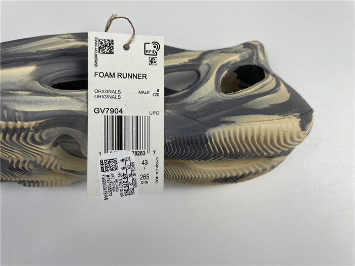 ad*s Y**zy foam rnnr mxt moon gray gv7904