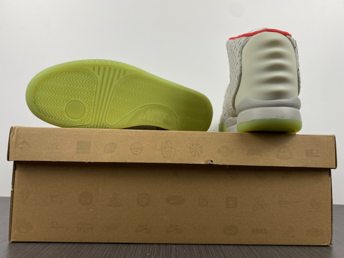 nike air Y**zy 2 pure platinum 508214-010