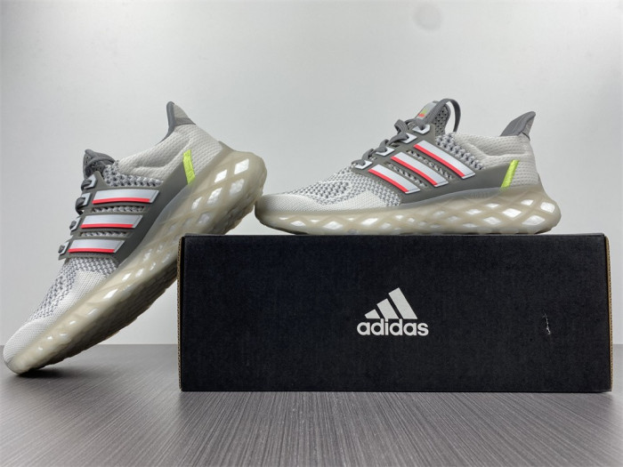 Ad*s ultra boost web dna cz3680