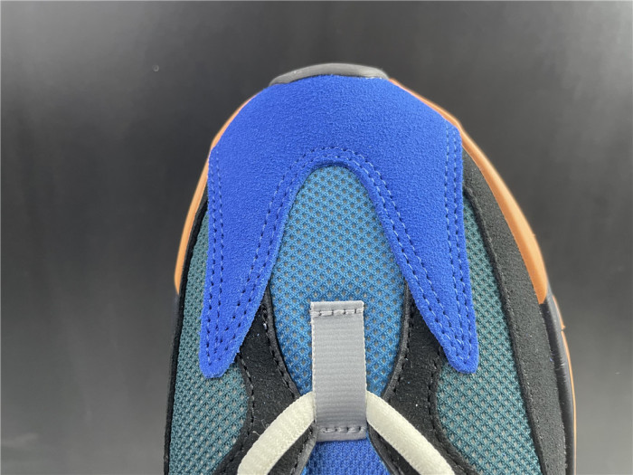 Y**zy boost 700 “bright blue” gz0541