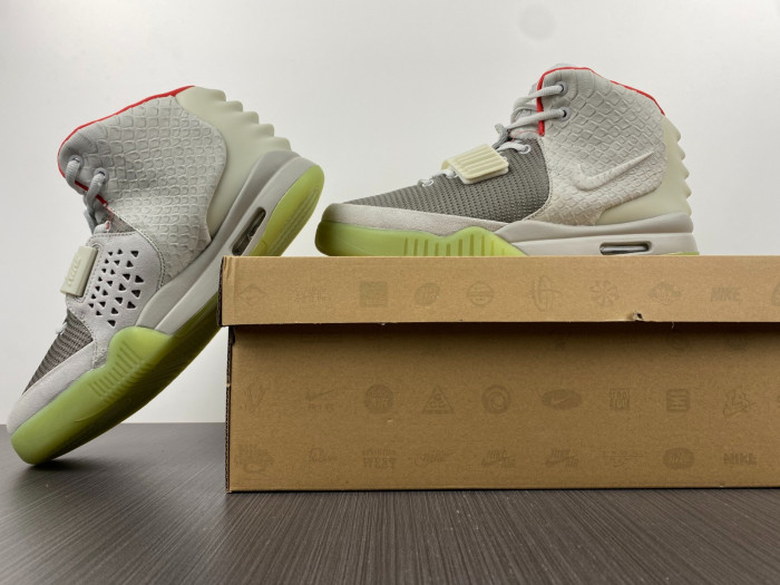 nike air Y**zy 2 pure platinum 508214-010
