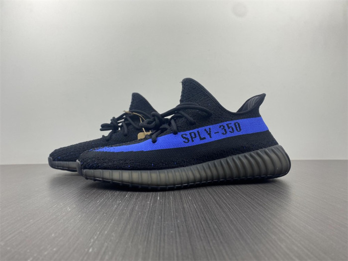 Y**zy 350 boost v2 black blue gy7164