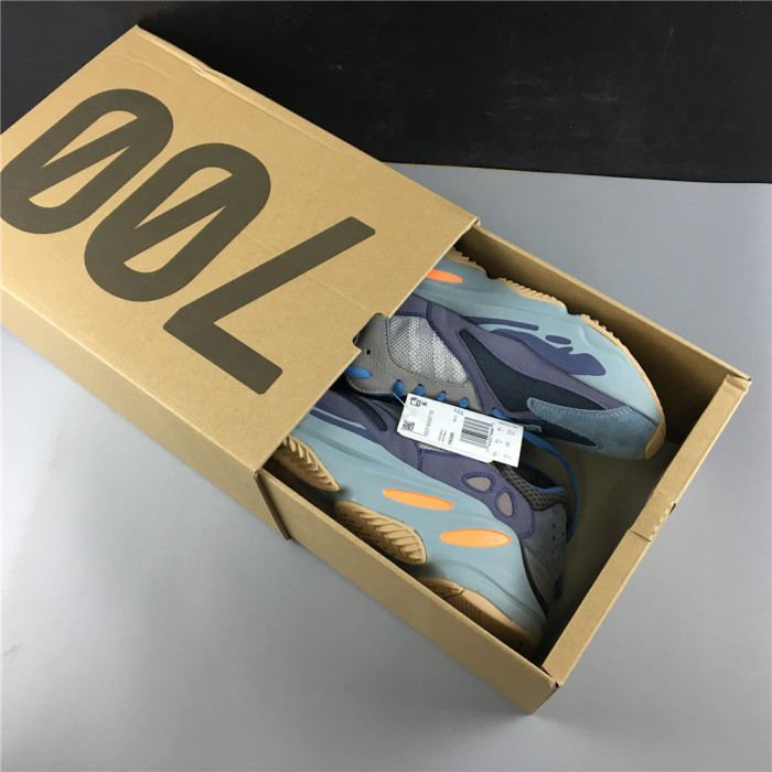 ad*s Y**zy boost 700 carbon blue fw2498