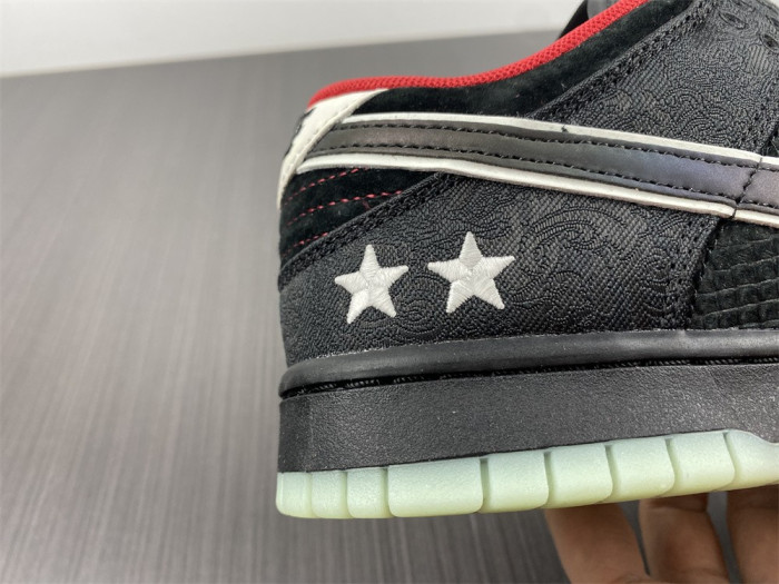 Nike SB Dunk Low LPL League of Legends DO2327-011
