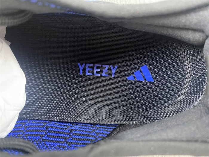 Y**zy 350 boost v2 black blue gy7164
