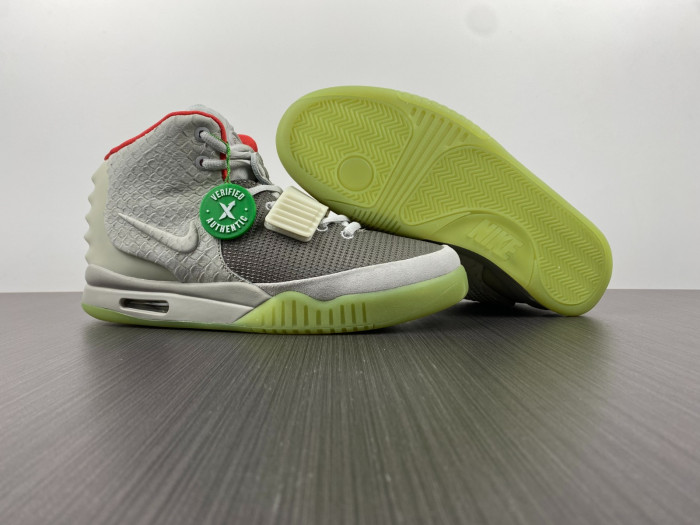 nike air Y**zy 2 pure platinum 508214-010