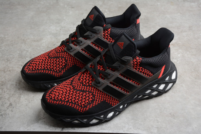 Ad*s ultra traboost web dna black and red gy8091