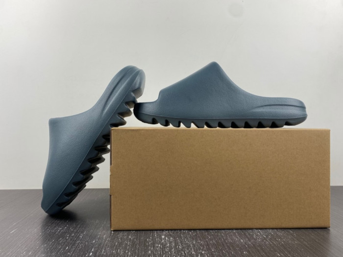 ad*s Y**zy slide “slate marine” id2349
