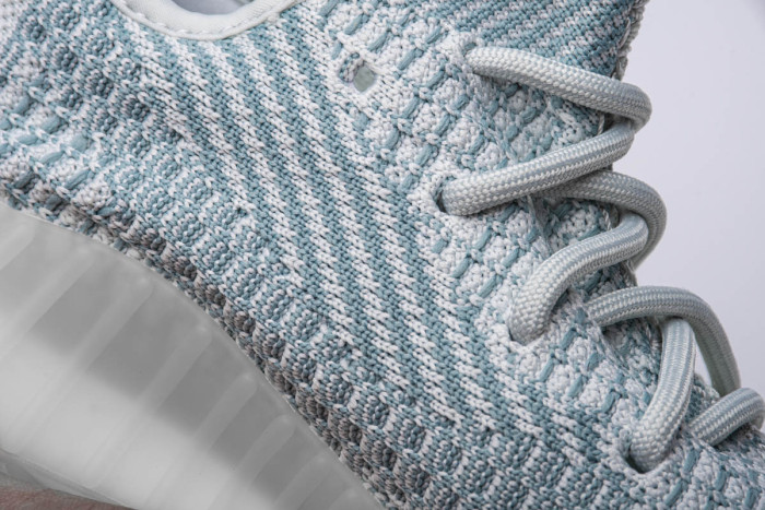 ad*s Y**zy boost 350 v2 cloud white (non-reflective) fw3043