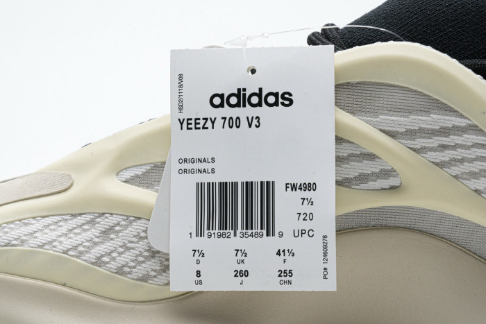 ad*s Y**zy 700 v3 azael fw4980