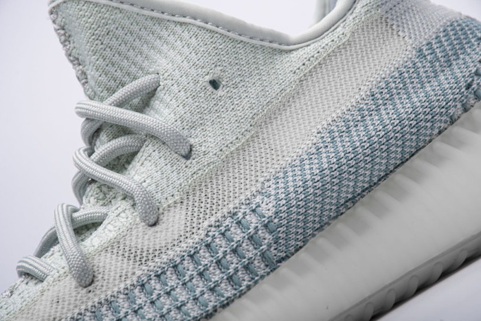 ad*s Y**zy boost 350 v2 cloud white (non-reflective) fw3043