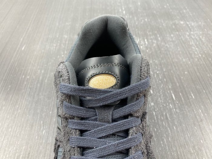 BAPE X NEW BALANCE 2002R M2002RDB