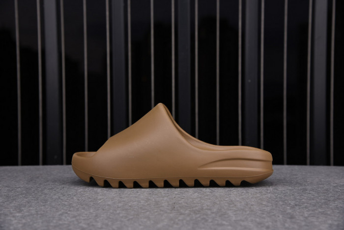 Y**zy slides ''desert sand'' g55492