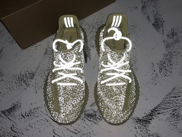 ad*s Y**zy boost 350 v2 antlia (reflective) fv3255