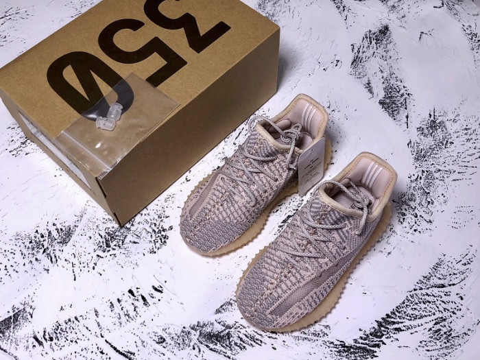 ad*s Y**zy boost 350 v2 synth fv5578(kid)
