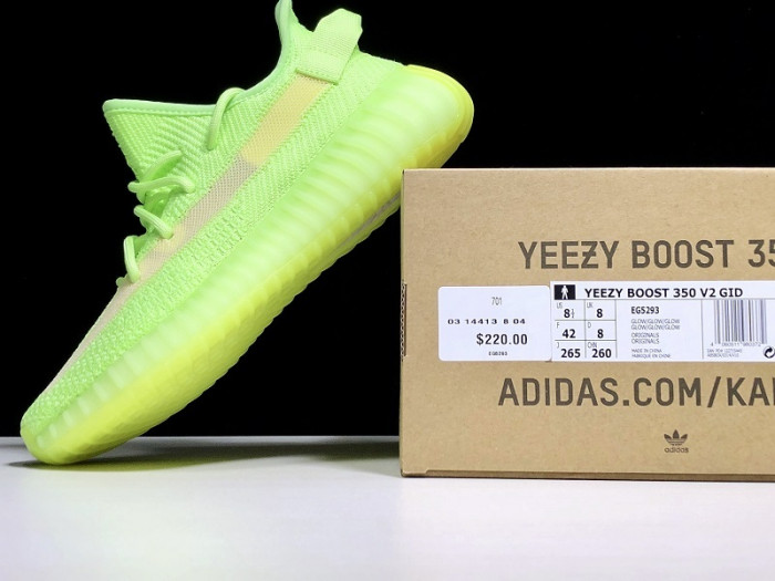 ad*s Y**zy boost 350 v2 glow eg5293