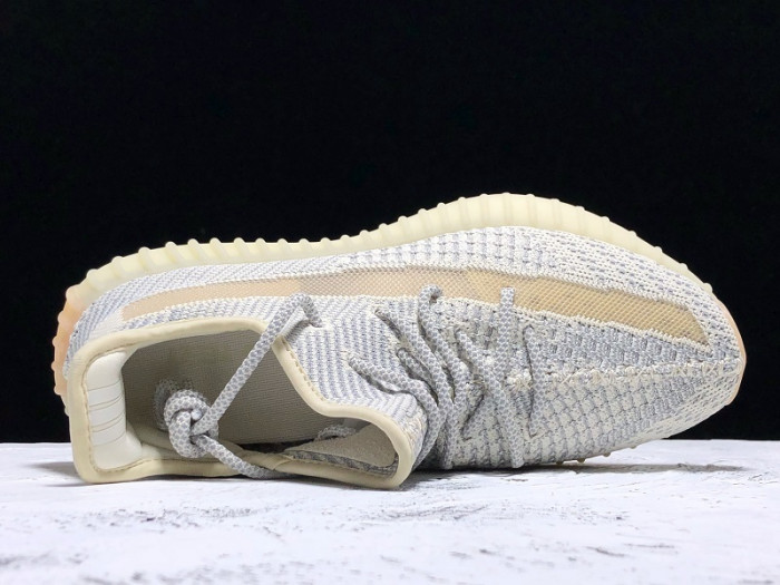 ad*s Y**zy boost 350 v2 lundmark (non reflective) fu9161