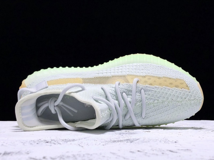 ad*s Y**zy boost 350 v2 hyperspace eg7491