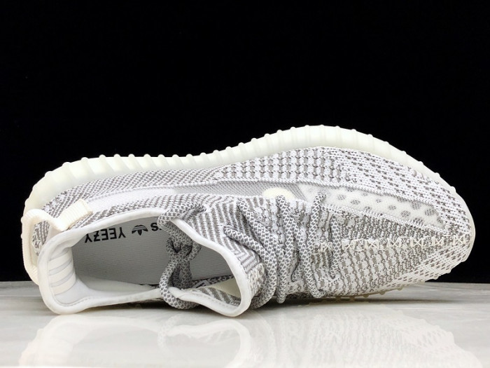 ad*s Y**zy boost 350 v2 static (non-reflective) ef2905