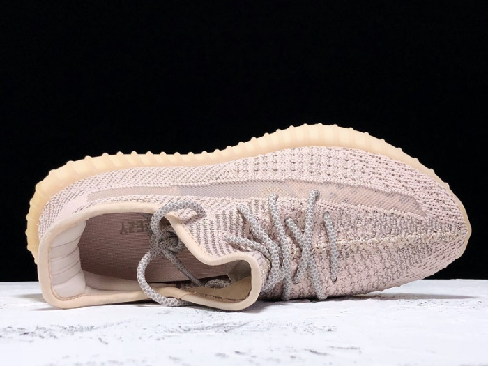 ad*s Y**zy boost 350 v2 synth (reflective) fv5666