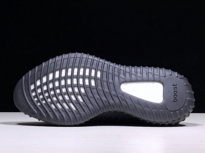 ad*s Y**zy boost 350 v2 black (non-reflective) fu9006