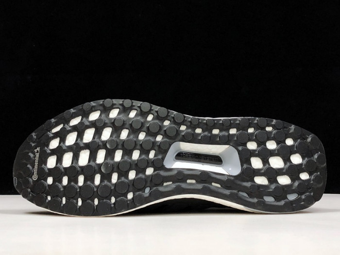 Ad*s ultra boost 4.0 core black bb6166