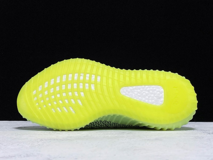 ad*s Y**zy boost 350 v2 yeezreel (reflective) fx4130