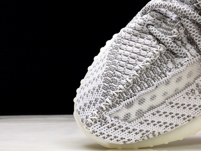 ad*s Y**zy boost 350 v2 static (non-reflective) ef2905
