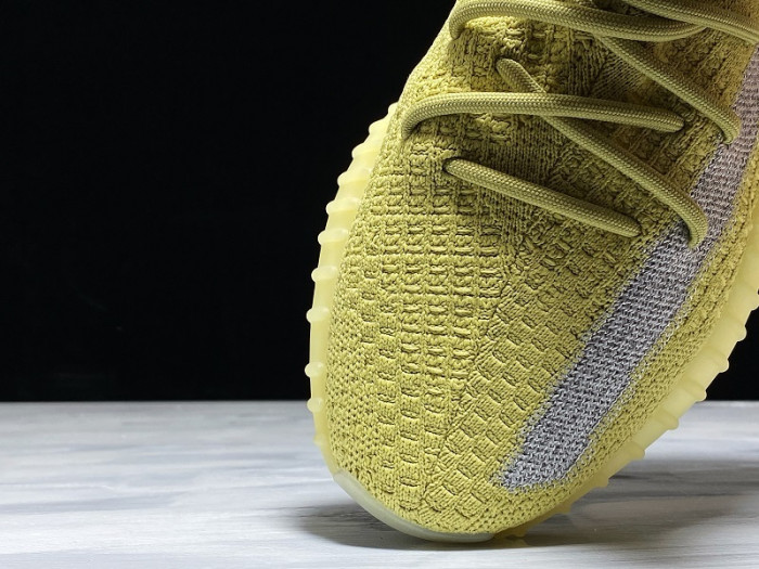 ad*s Y**zy boost 350 v2 marsh fx9034