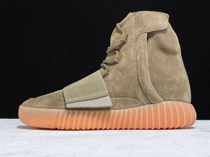 ad*s Y**zy boost 750 light brown gum (chocolate) by2456