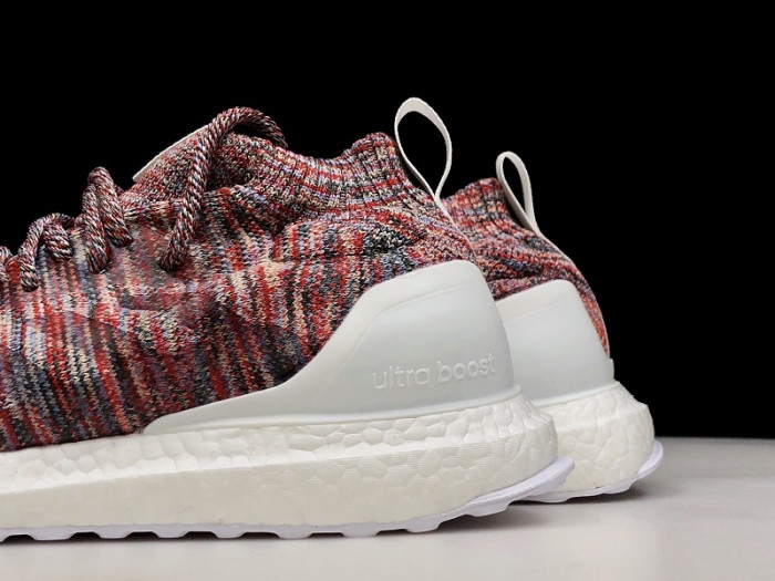 Ad*s ultra boost mid ronnie fieg by2592