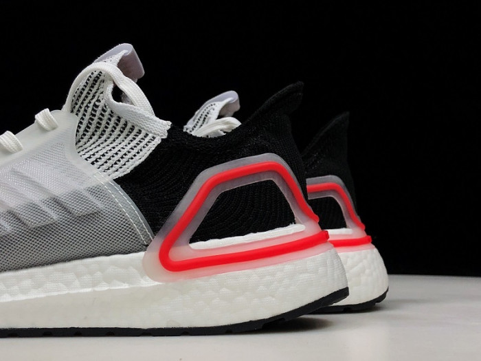 Ad*s ultra boost 2019 cloud white active red b37703