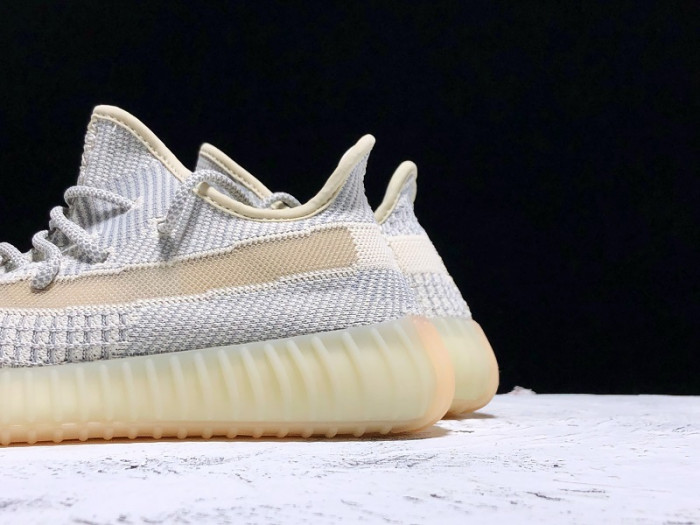 ad*s Y**zy boost 350 v2 lundmark (non reflective) fu9161