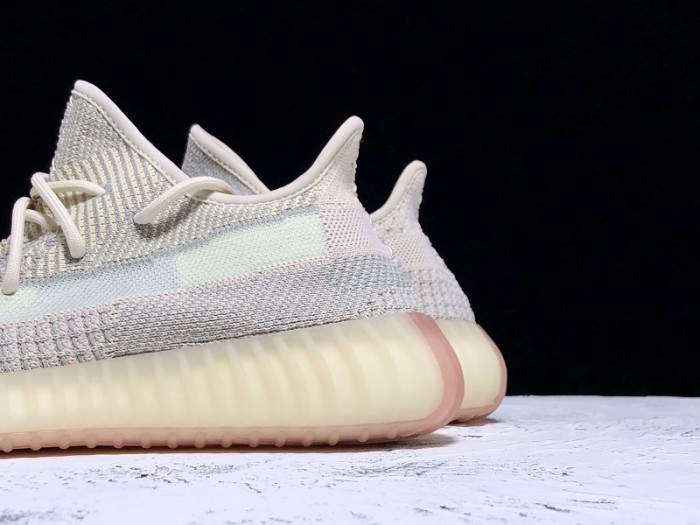 ad*s Y**zy boost 350 v2 citrin (non-reflective) fw3042