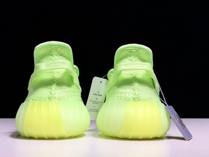 ad*s Y**zy boost 350 v2 glow eg5293