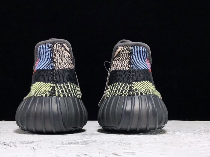 ad*s Y**zy boost 350 v2 yecheil (non-reflective) fw5190