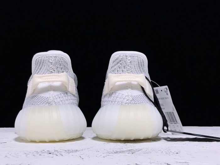 ad*s Y**zy boost 350 v2 static reflective ef2367