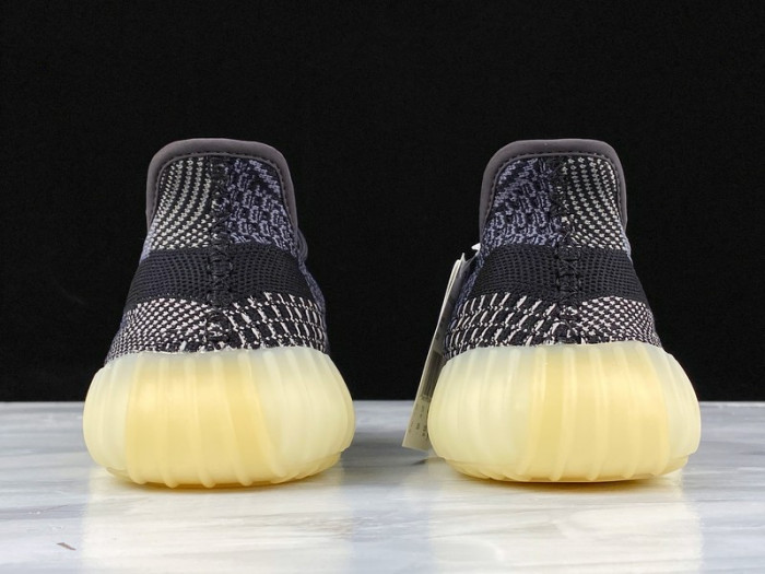 ad*s Y**zy boost 350 v2 asriel fz5000