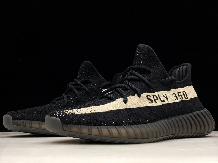 ad*s Y**zy boost 350 v2 core black white by1604