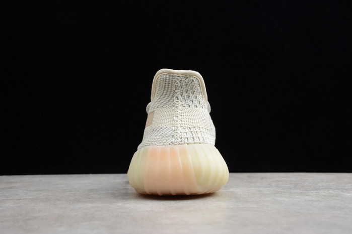 ad*s Y**zy boost 350 v2 lundmark (reflective) fv3254