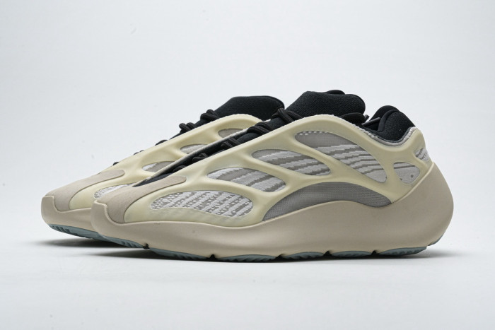 ad*s Y**zy 700 v3 azael fw4980