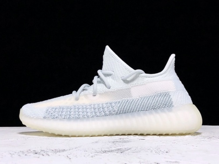 ad*s Y**zy boost 350 v2 cloud white (reflective) fw5317